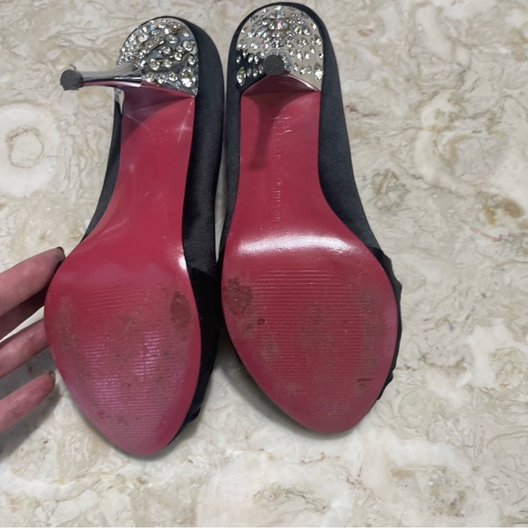 Paris Hilton Silver Jeweled Heel Satin Stilettos Sz 10 - Picture 7 of 7